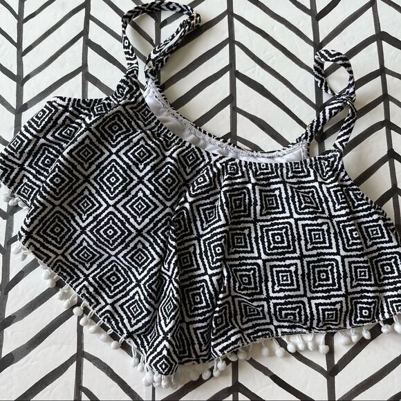 Arizona Jean Co. Geometric Pattern Flounce Bikini Top with Balls - Picture 1 of 3